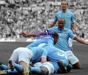 b体育官网_利物浦客场挑战水晶宫，萨拉赫搭档伊萨克，索博斯洛伊领衔中场